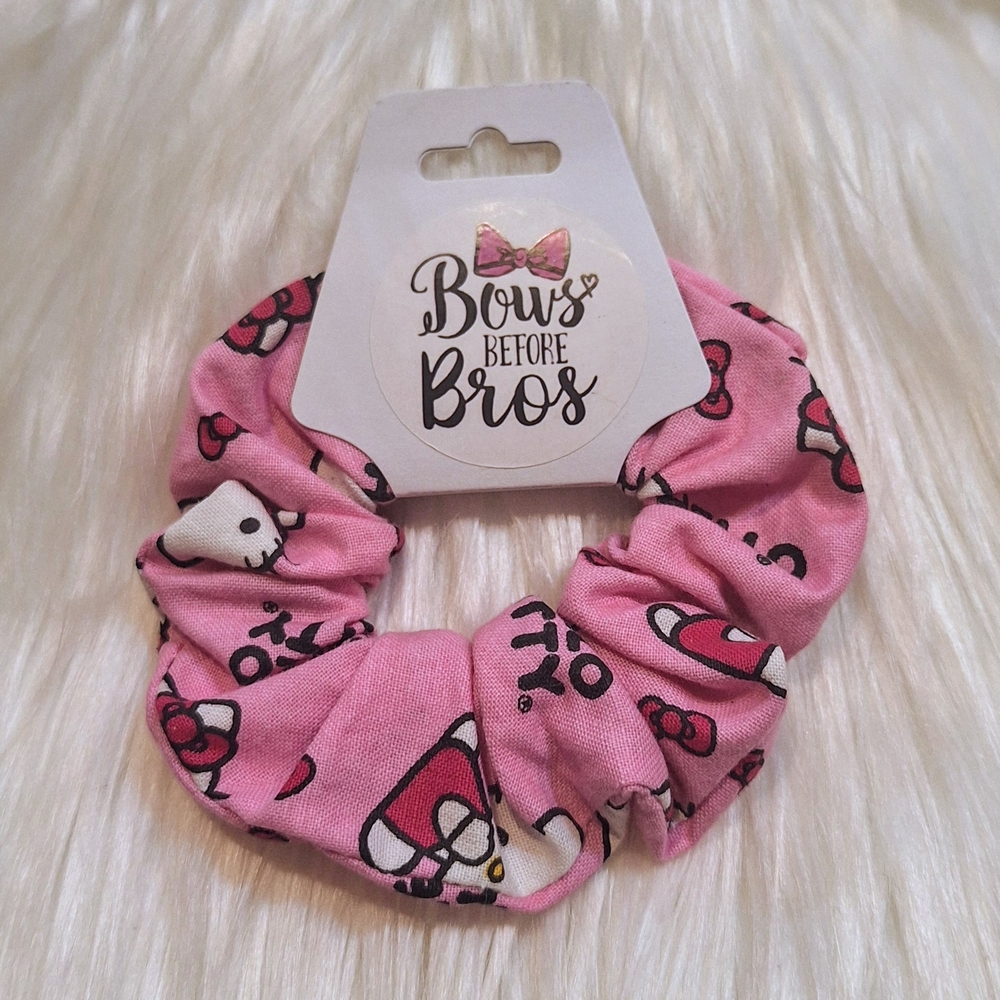 Hello Kitty Scrunchie